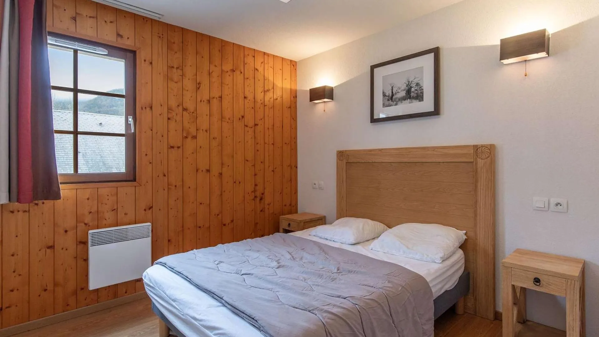 Apartmán T3 Avec Jardin, Piscine, Sauna, Hammam - Proche Commodites, Ski Et Thermes - 4 Pers, Luz-Saint-Sauveur - Fr-1-402-135